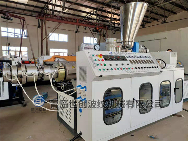 青島世創帶你了解錐形雙螺杆擠出機